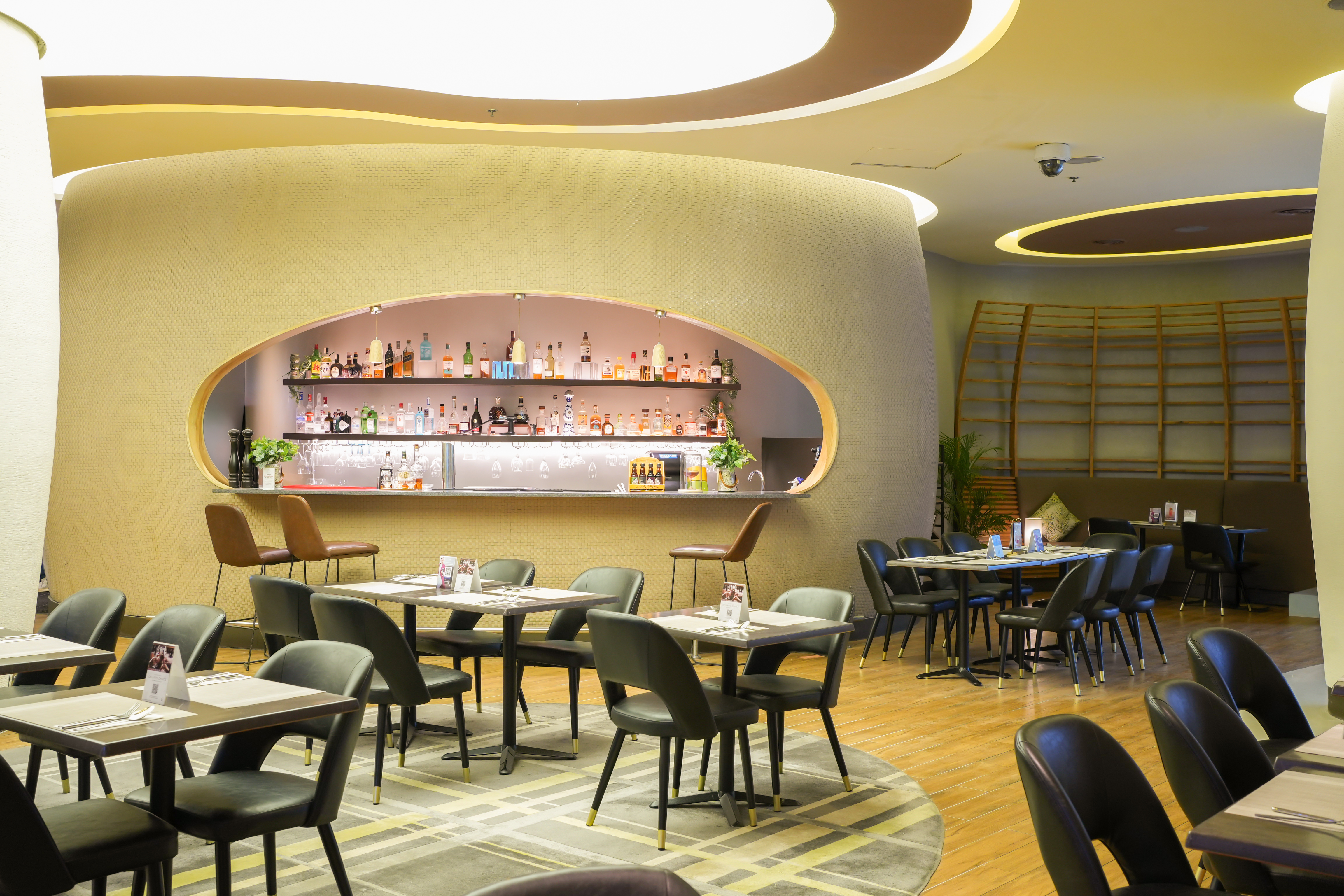 Gourmet Bar at Novotel Manila Araneta City