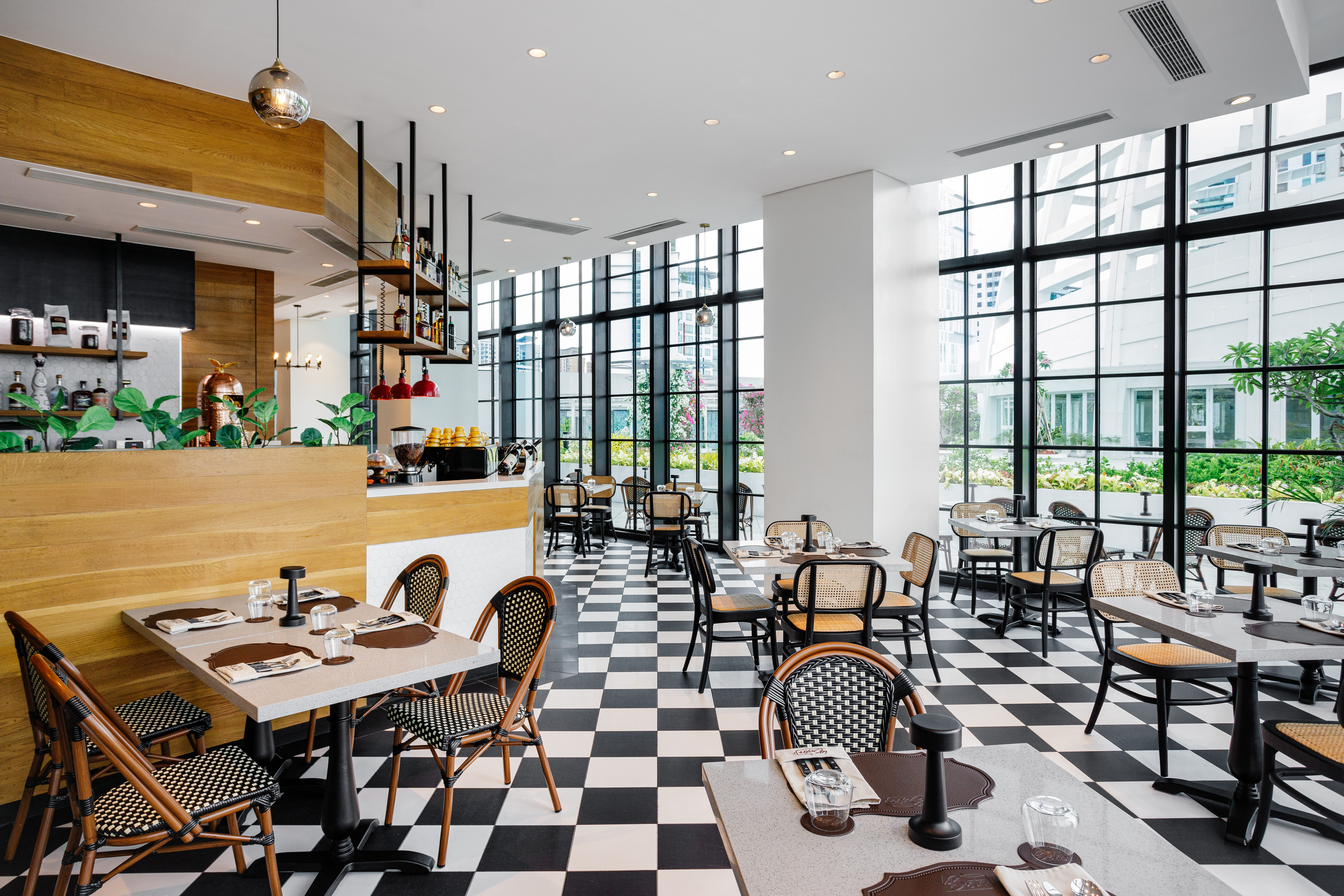 Le Bistro at ibis Styles Manila Araneta City