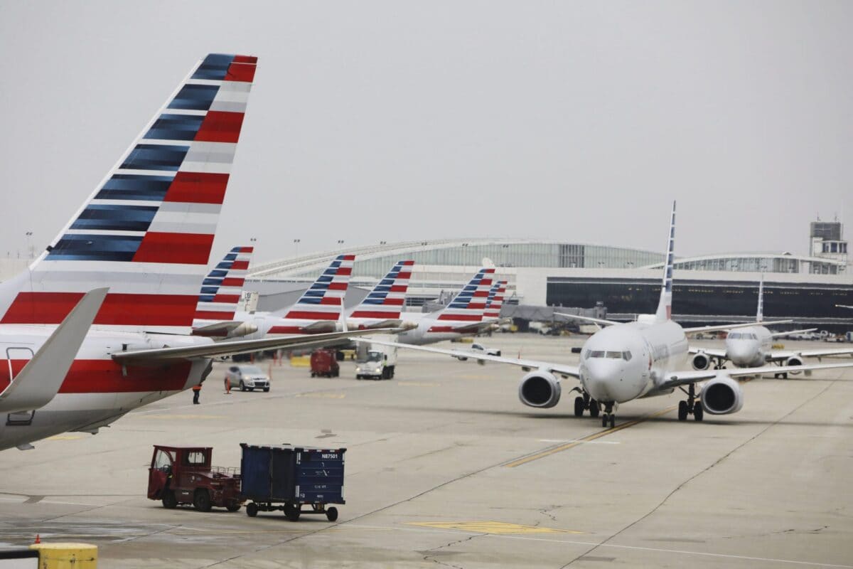 American Airlines Bucks Industry Trend With Modest Capacity Cuts