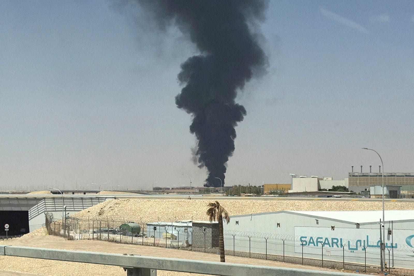 Americans Told to Rethink Middle East Travel as Conflict Disrupts Flights