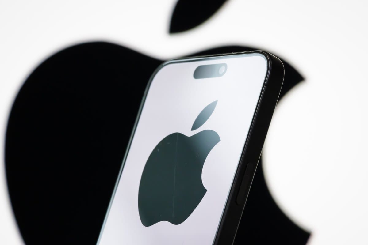 Apple Explores Pay-Per-Use Model to License Publisher Content for Siri