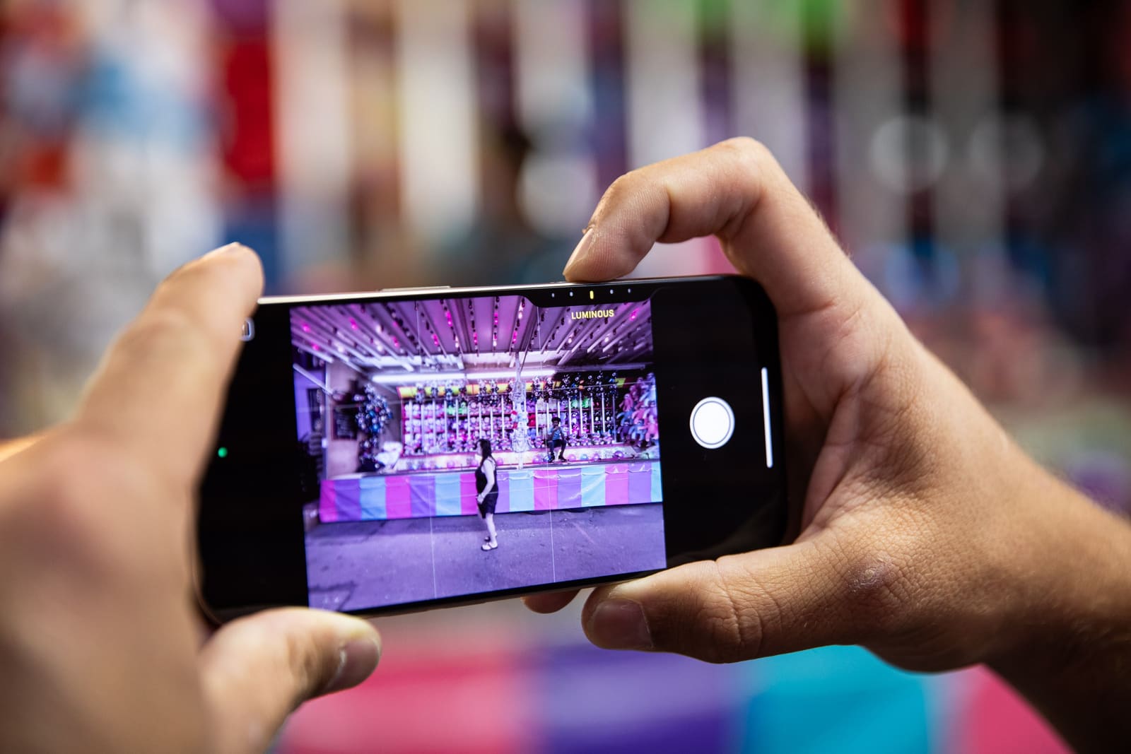 Apple Tests Camera Metadata System to Counter AI-Generated Fakes