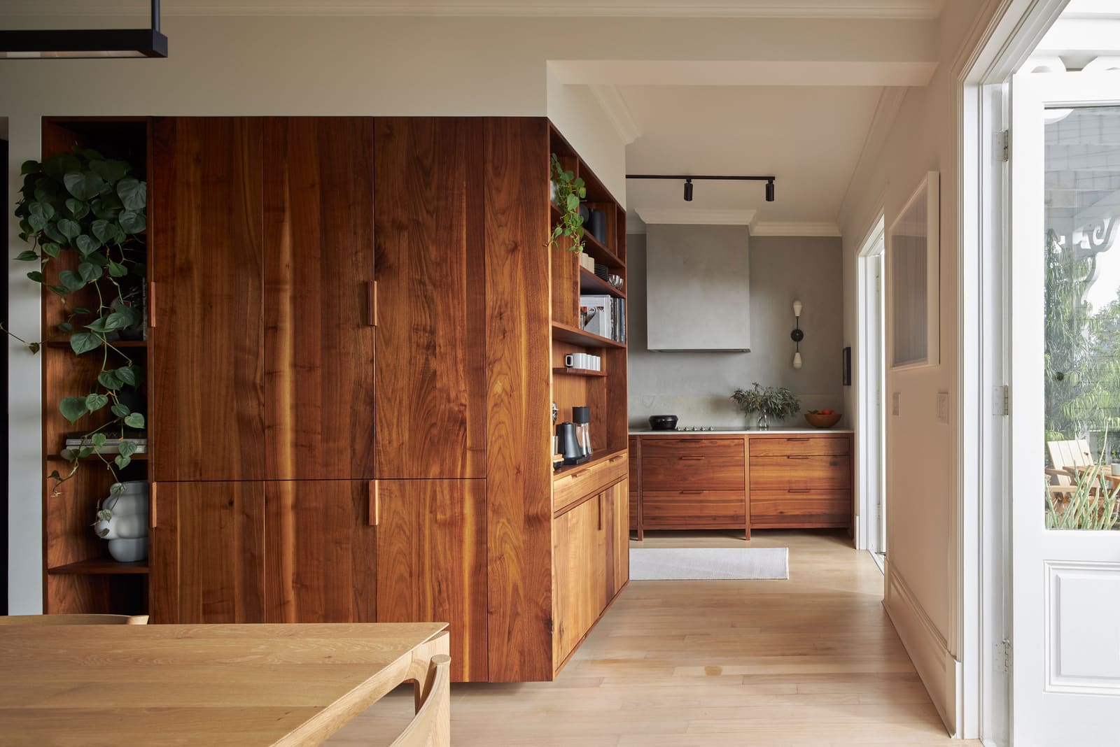 Beyond the Cart: Why Cabinets Are Reclaiming the Home Bar