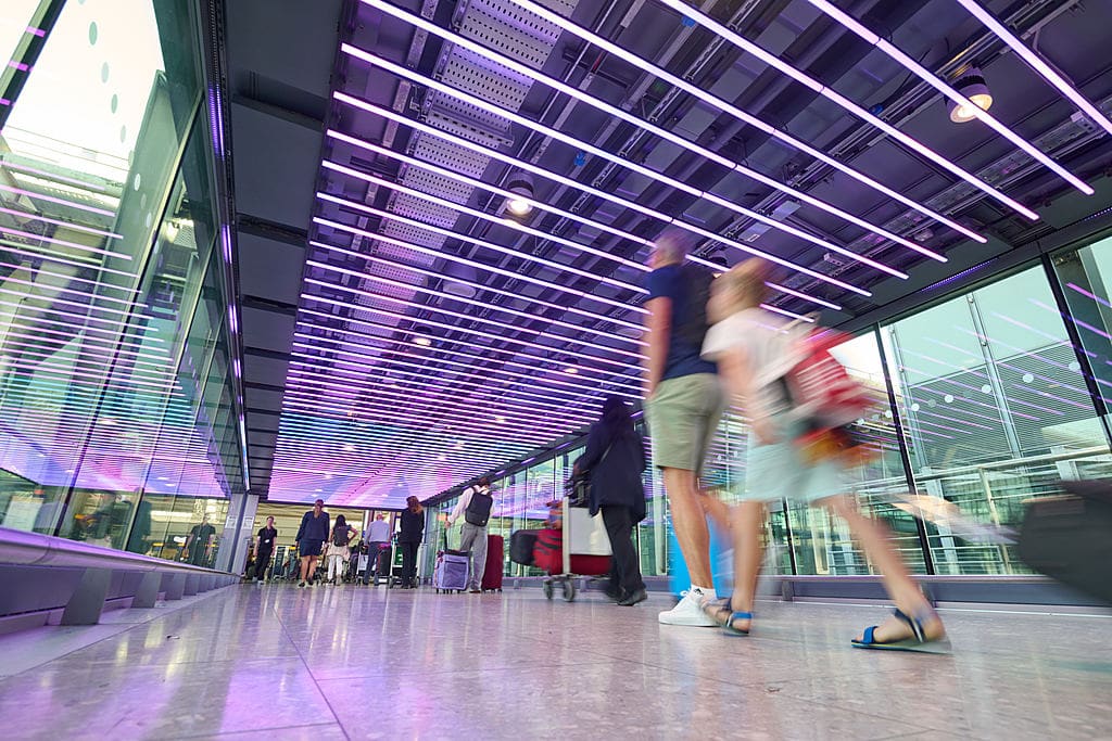 Britain's Airports Break Passenger Record as Travelers Shift Routes Around Middle East Conflict