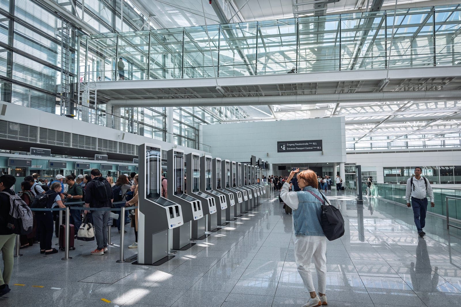 Brussels Weighs Extension for Passport Bottlenecks Across Border Points