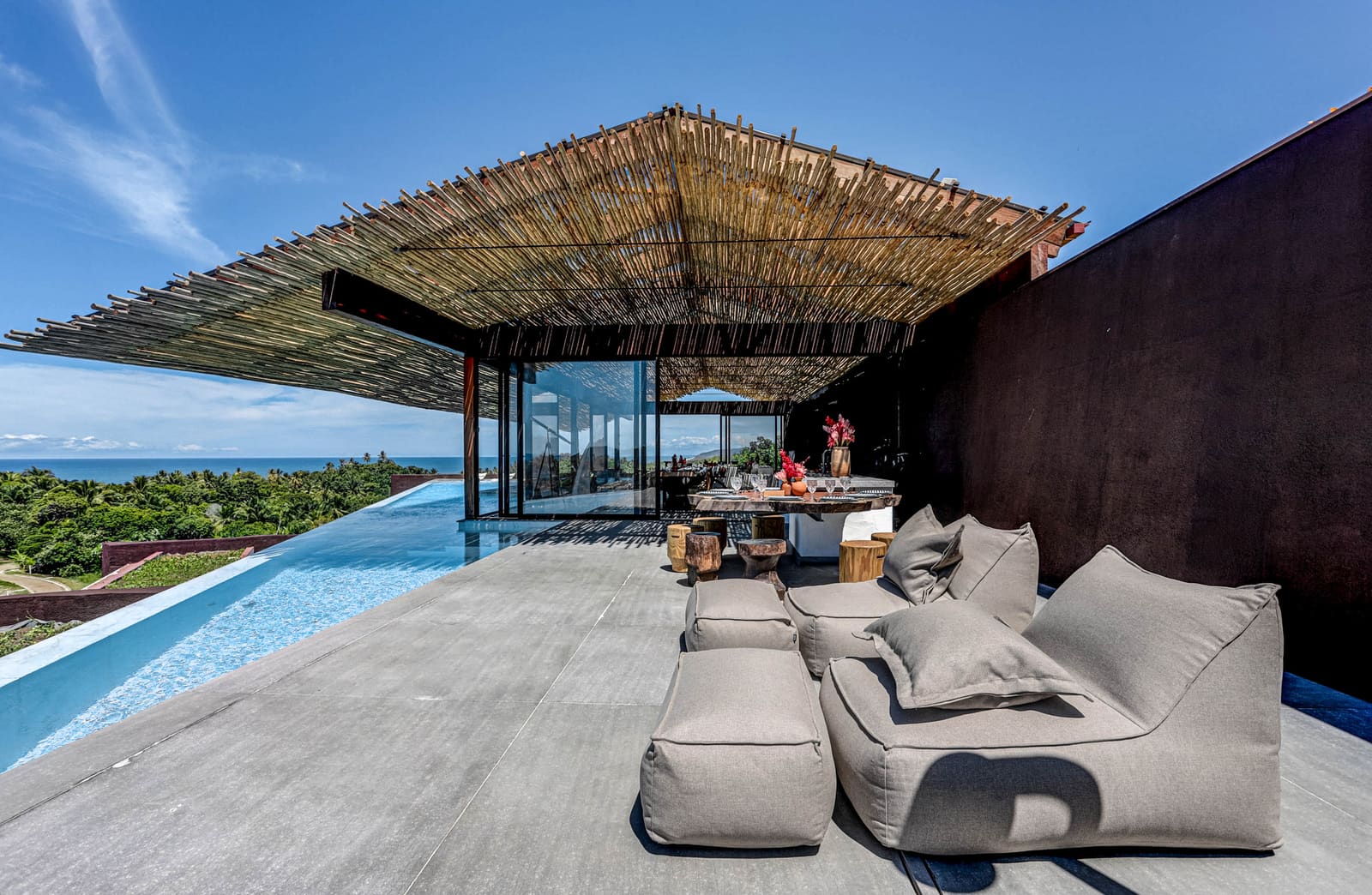 Building Into the Hillside: A Brazilian Bungalow That Floats Above the Forest