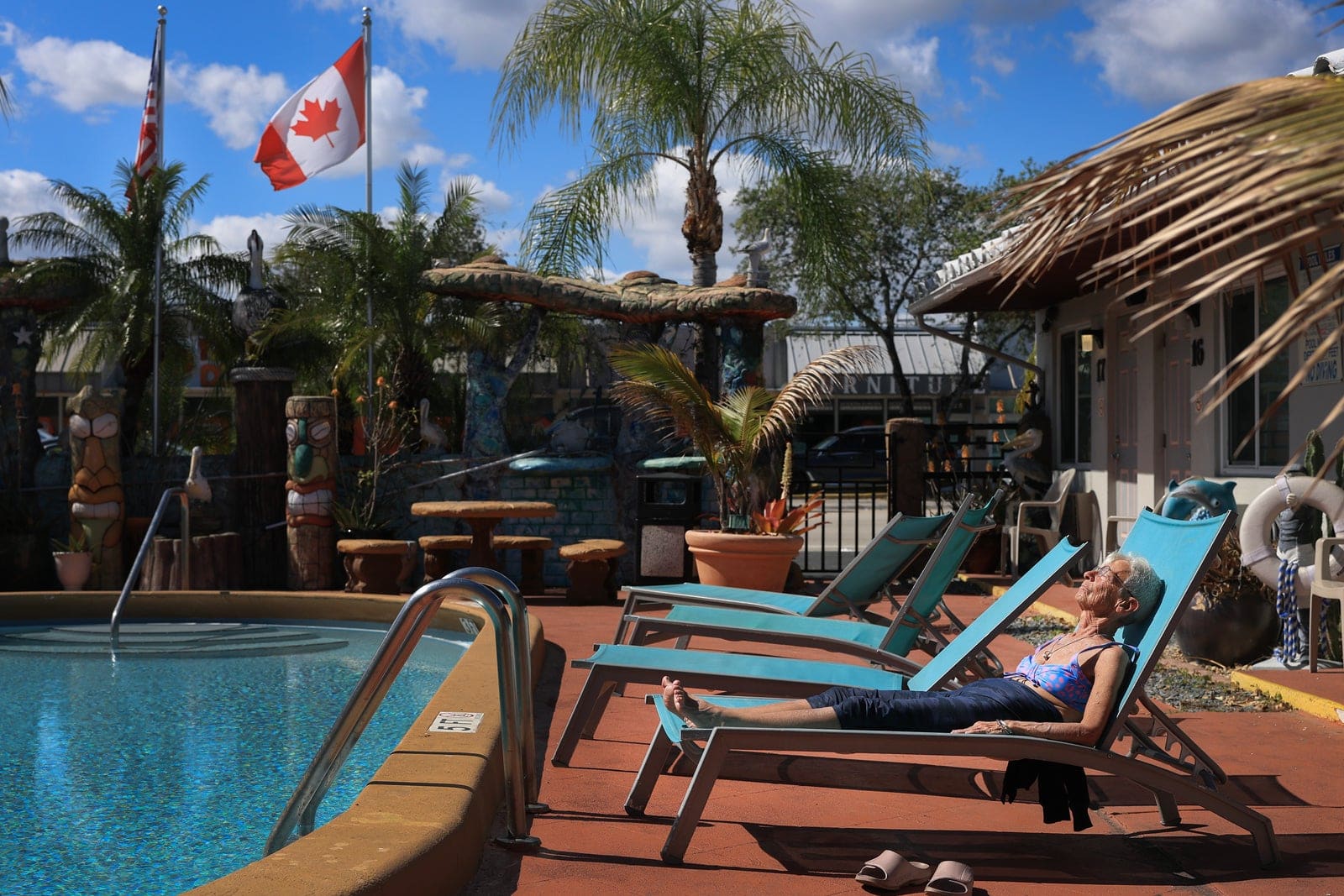 Canadian Visitors Avoid US Destinations as Trade Dispute Reshapes Travel Patterns