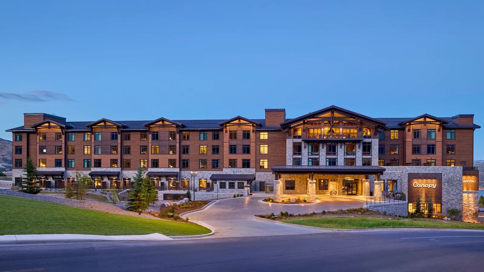 Canopy by Hilton Opens Its First Ski Resort in Utah's Deer Valley