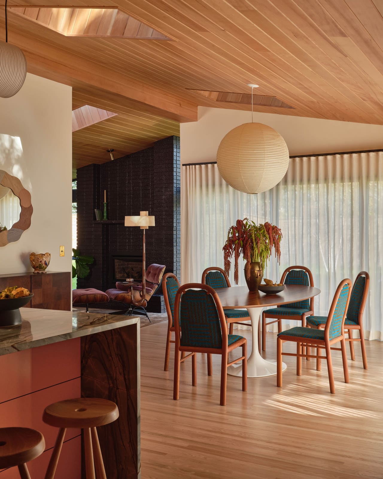 The Case for Sheer Curtains in Modern Interior Design