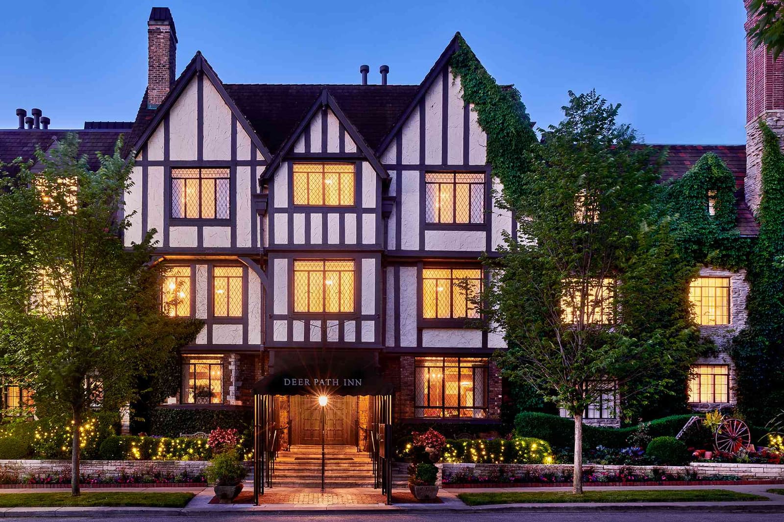 A Century-Old Inn on Chicago's North Shore Reclaims Its Place