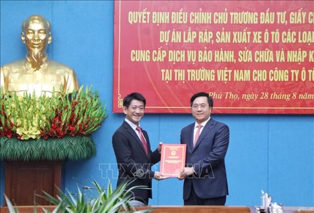 Chinese Brands Capture Vietnam's $92 Million Robot Vacuum Market