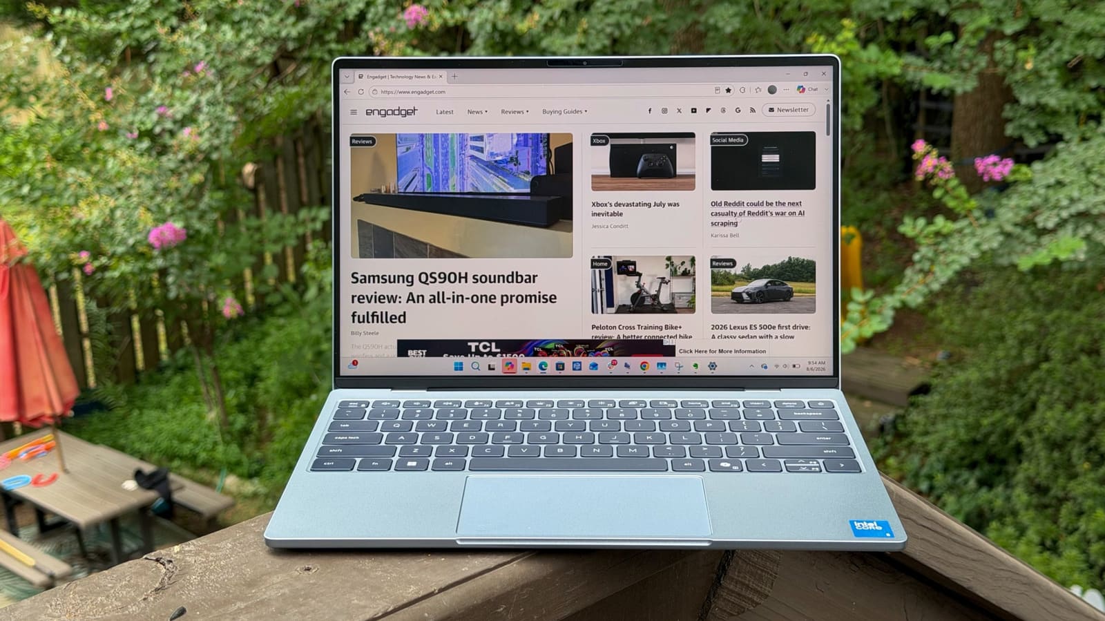 Dell's $700 XPS 13 Chases the MacBook Neo but Stumbles on Memory