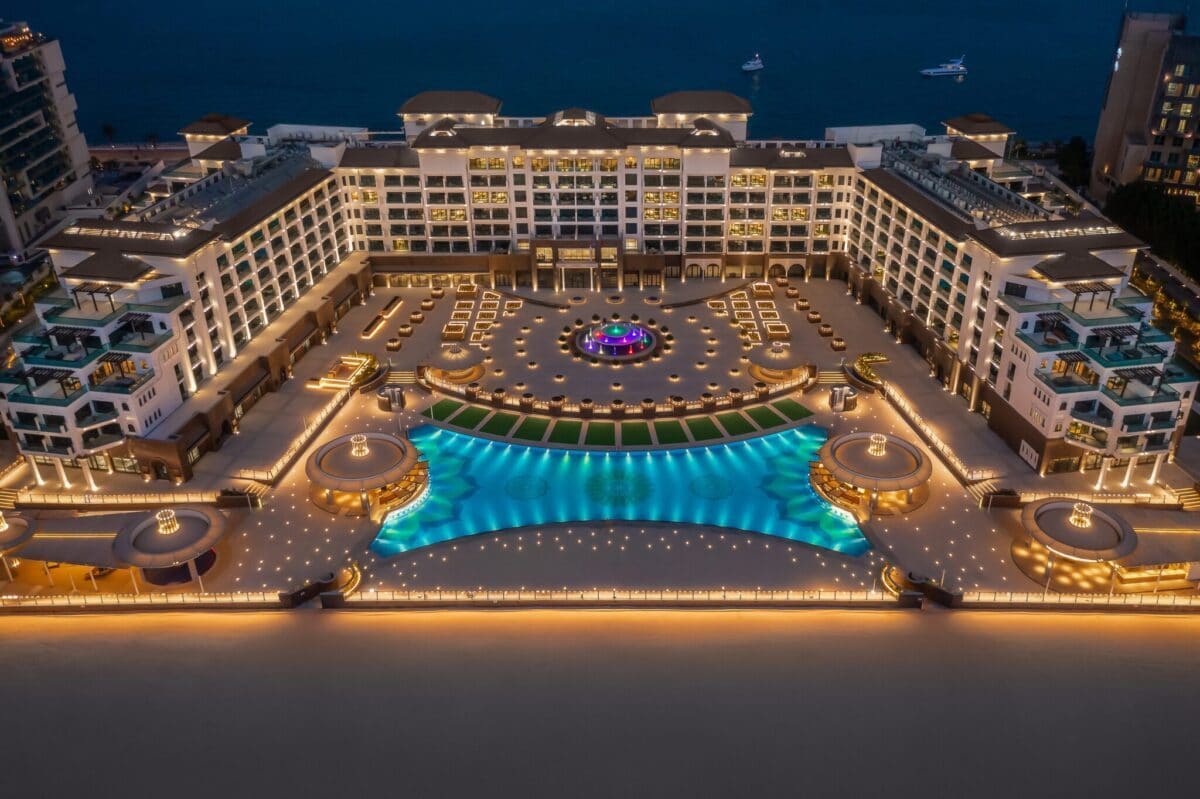 Stays & Hotels · Dubai