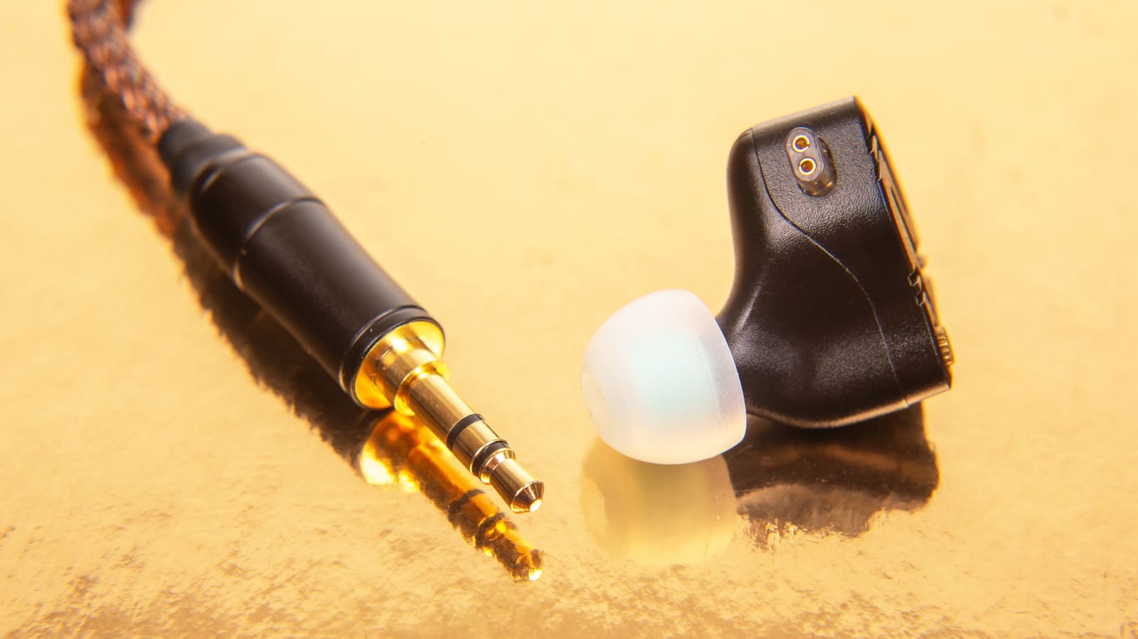 The Earbuds Price Ladder: What You Actually Gain When You Spend More