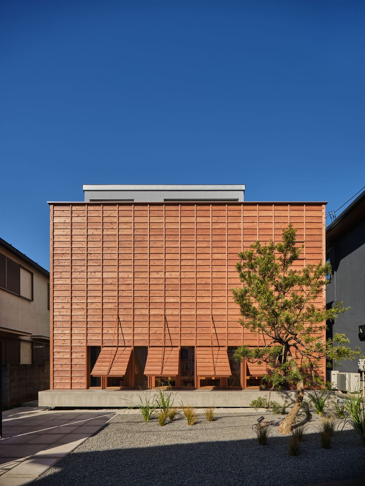 Finding Sky Between the Rooftops: A Tokyo House Built Around Open Air