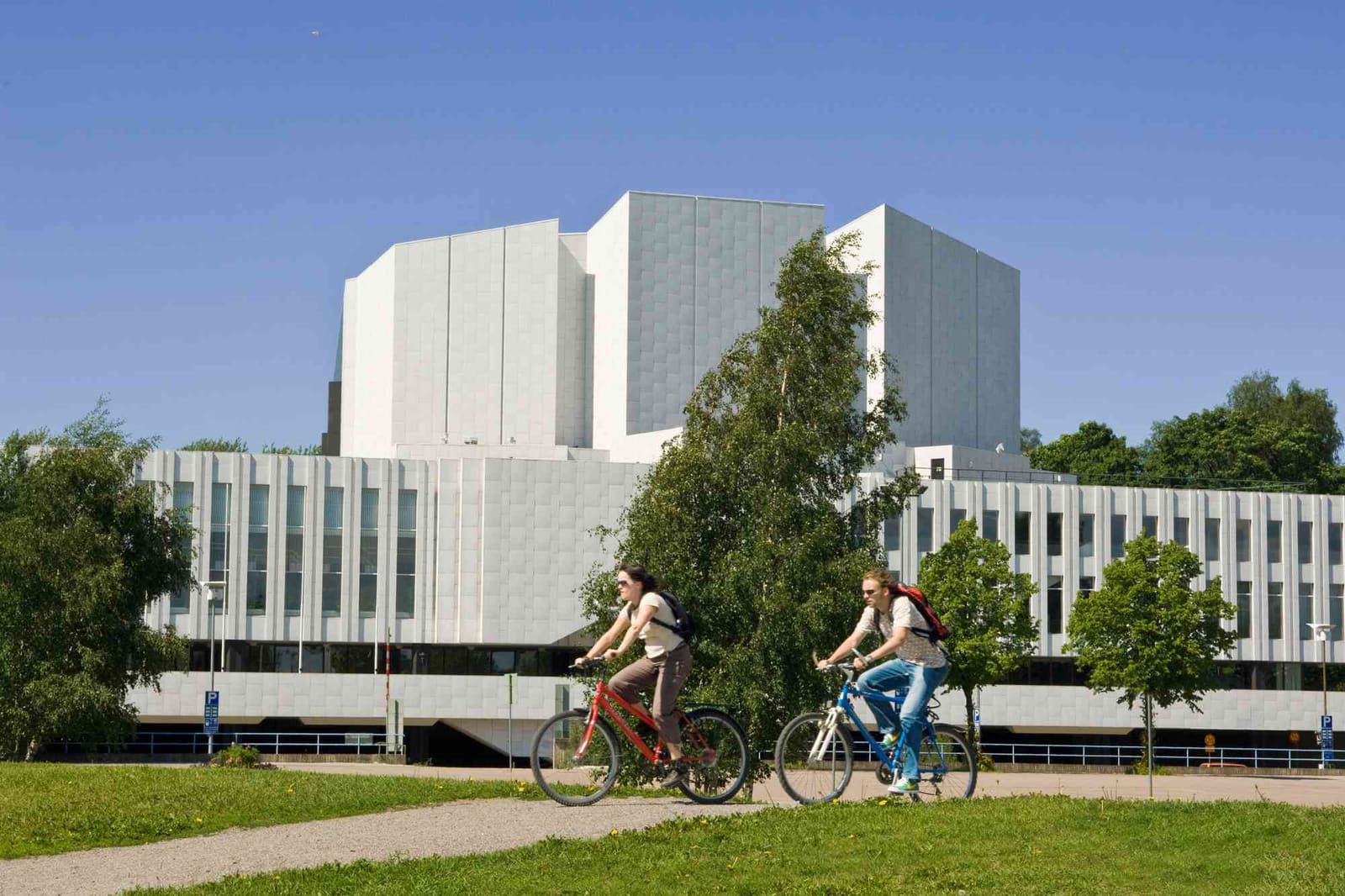 Following the Footprints of Alvar Aalto Through Southern Finland