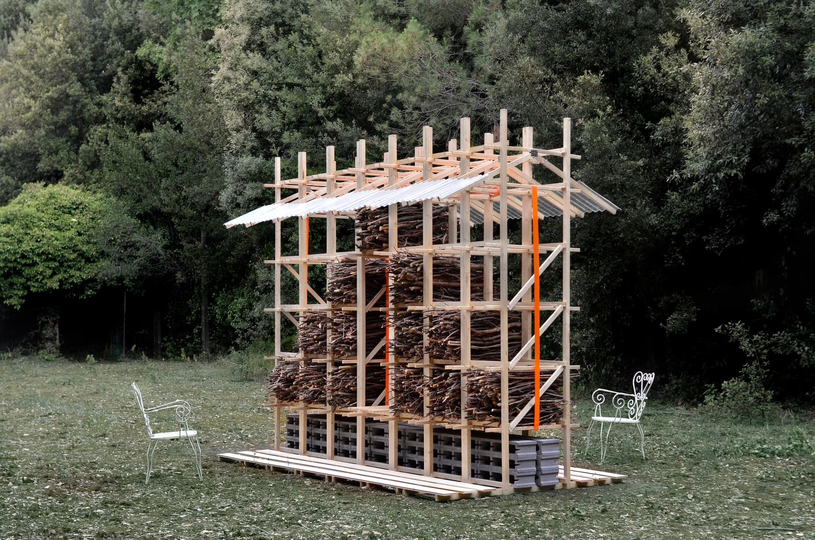When a Forest Reclaims Asphalt: A Pavilion Built From Waste Wood