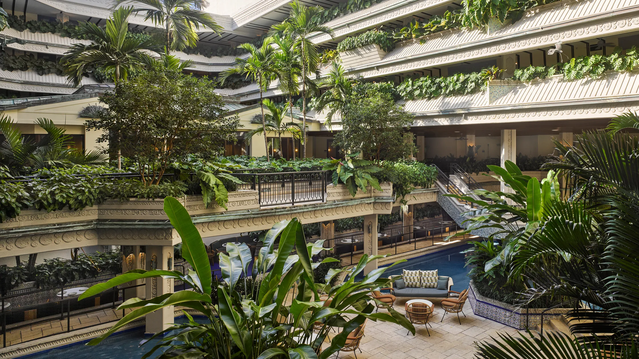 Mayfair House Hotel & Garden: Miami’s Most Atmospheric Urban Retreat