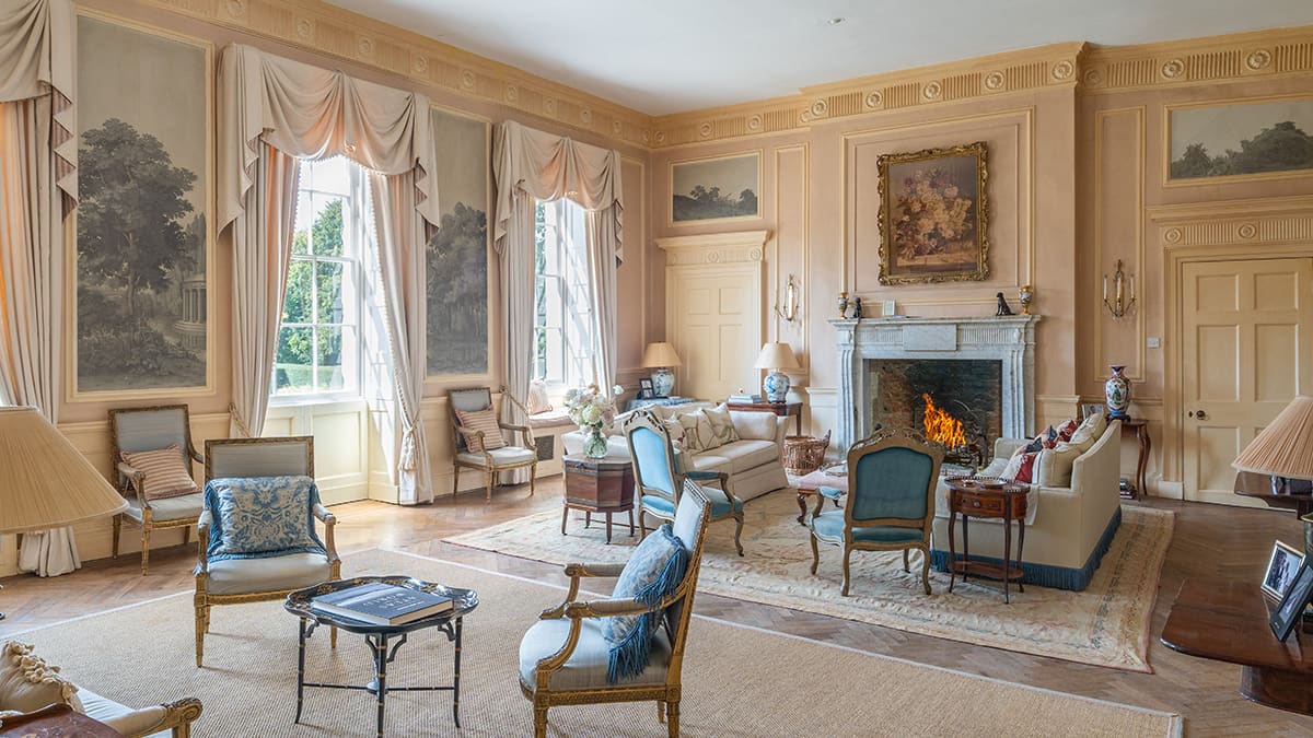 When Homesickness Built a Palace: An Oxfordshire Estate Rooted in Italian Longing