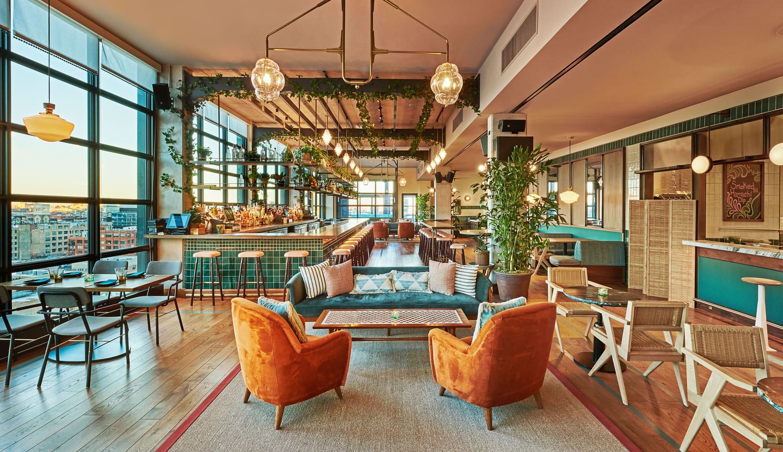 Where Skyline Meets Cocktail: Chicago's Best Rooftop Retreats