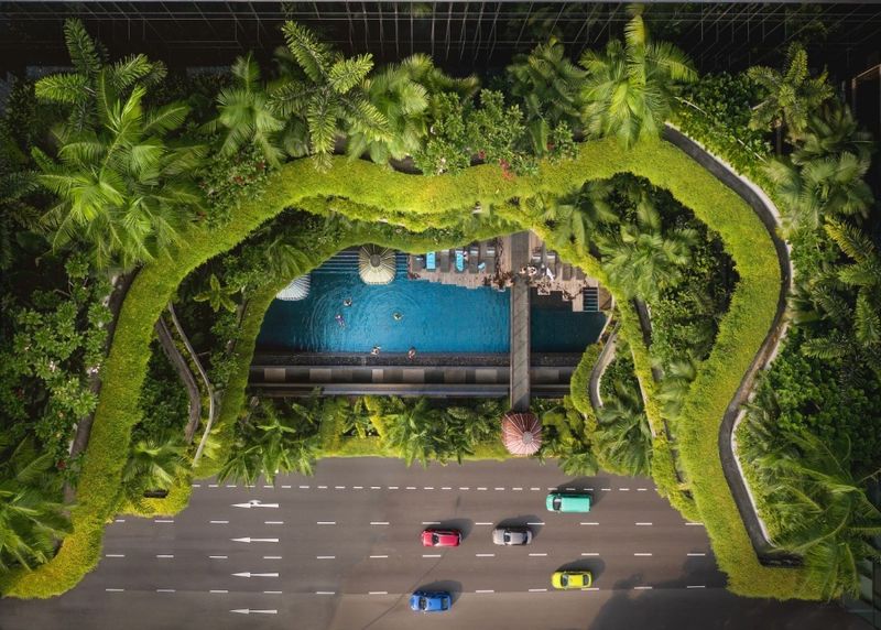 Where Garden Cities Meet Garden Hotels: Singapore's New Architecture of Sustainable Luxury