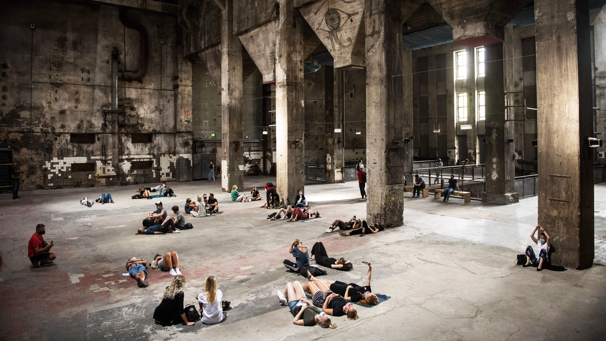 After Dark: Design‑led Nightlife And The New Aesthetic Of Evening Culture