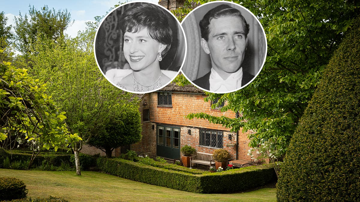 A Tudor House Where Royals Danced With Bohemia
