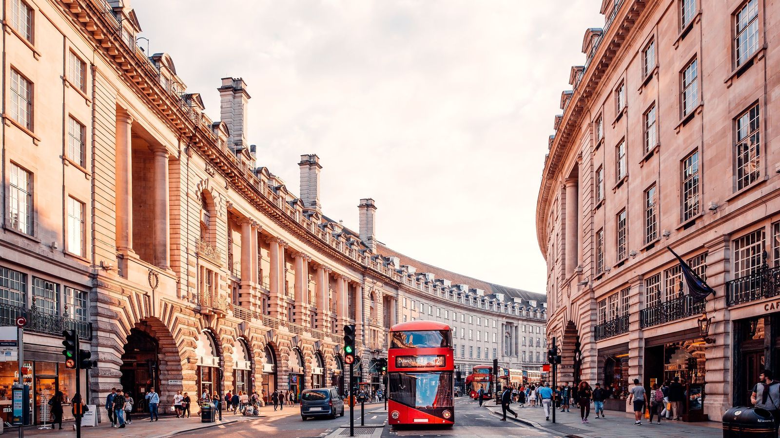 Travel By Calendar: A Smart Guide To The World’s Best And Cheapest Months
