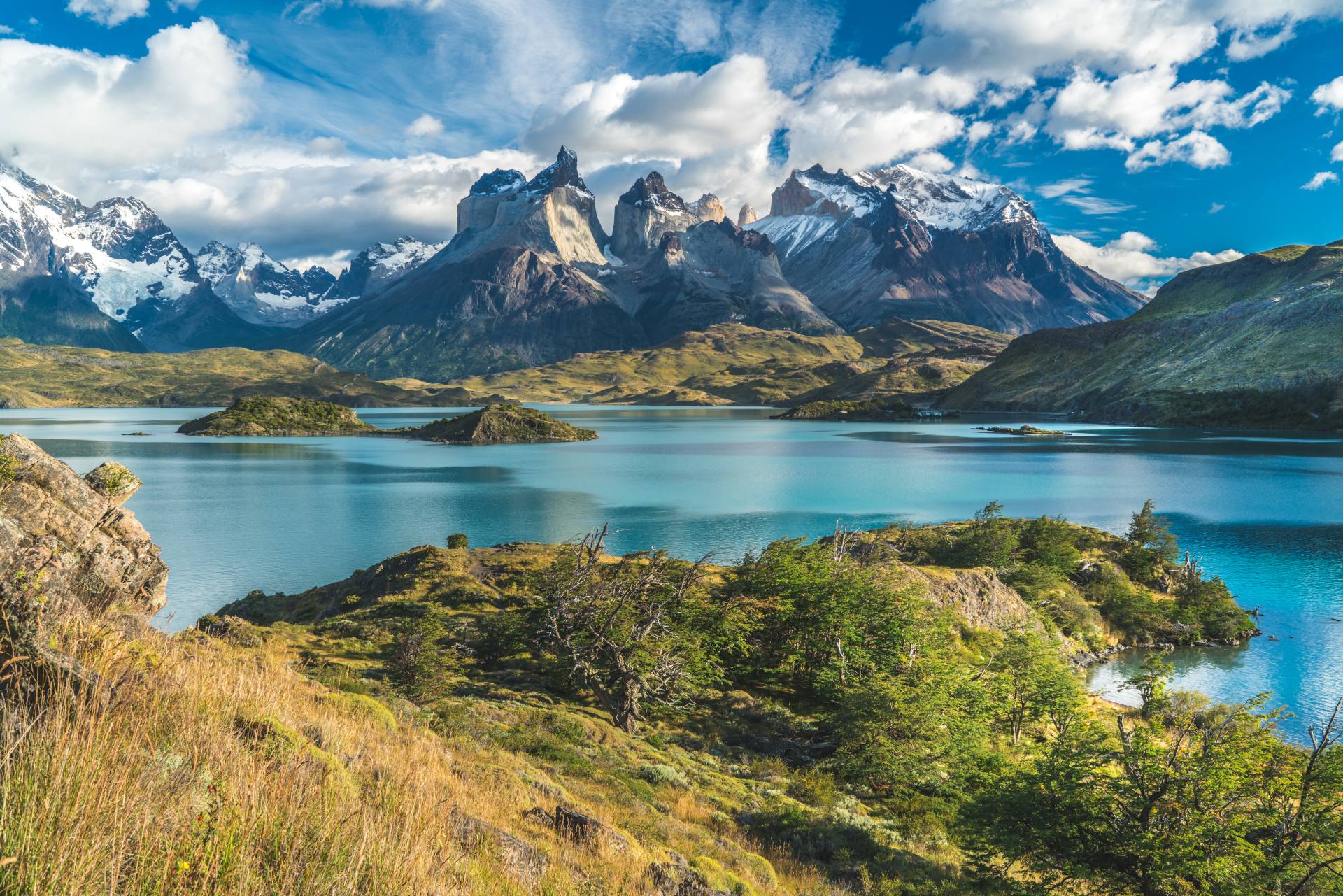 Mountain Retreats Reimagined: Elevated Escapes Around The World