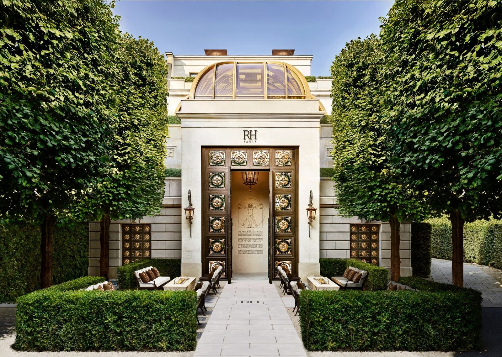 RH Paris: Gastronomy, Design, And The Art Of Lingering On The Champs-Élysées