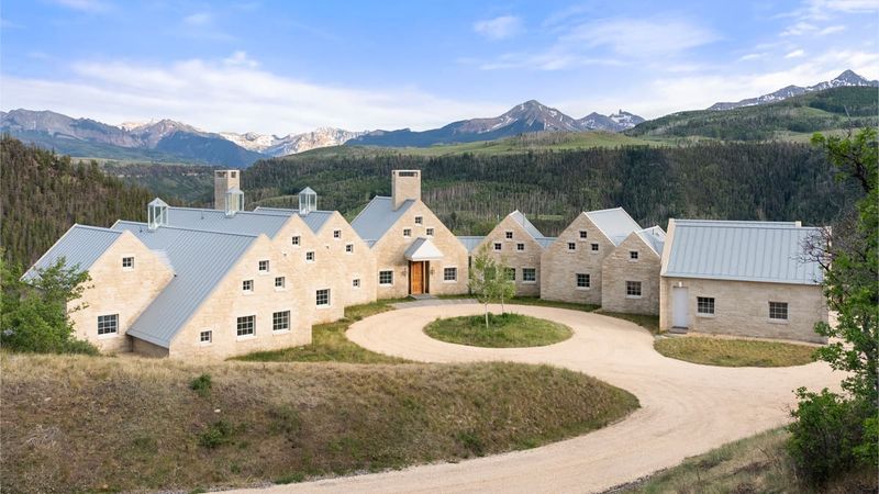 The Pavilion House: Hugh Newell Jacobsen's Final Colorado Statement