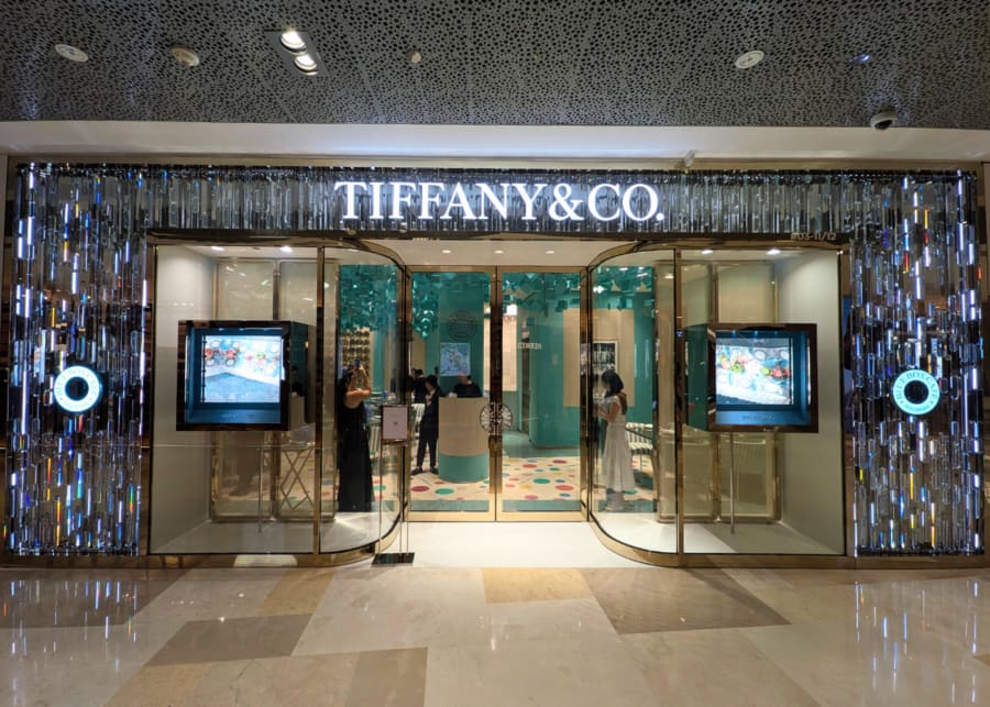 When a Jeweller Opens a Cafe: Inside Singapore's Blue Box Fantasy
