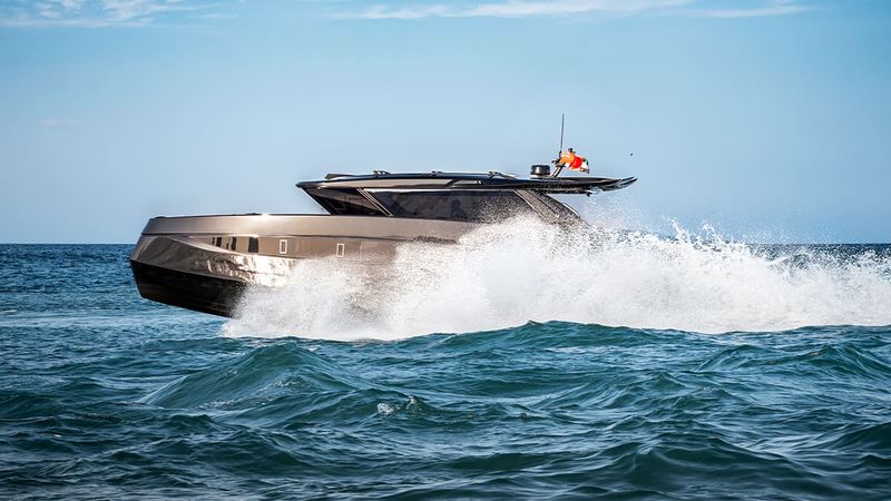When Speed Meets Elegance on the Water
