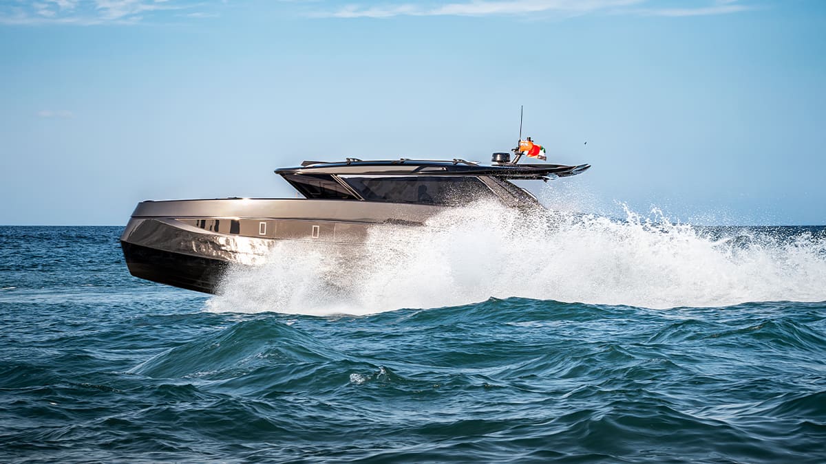 When Speed Meets Elegance on the Water