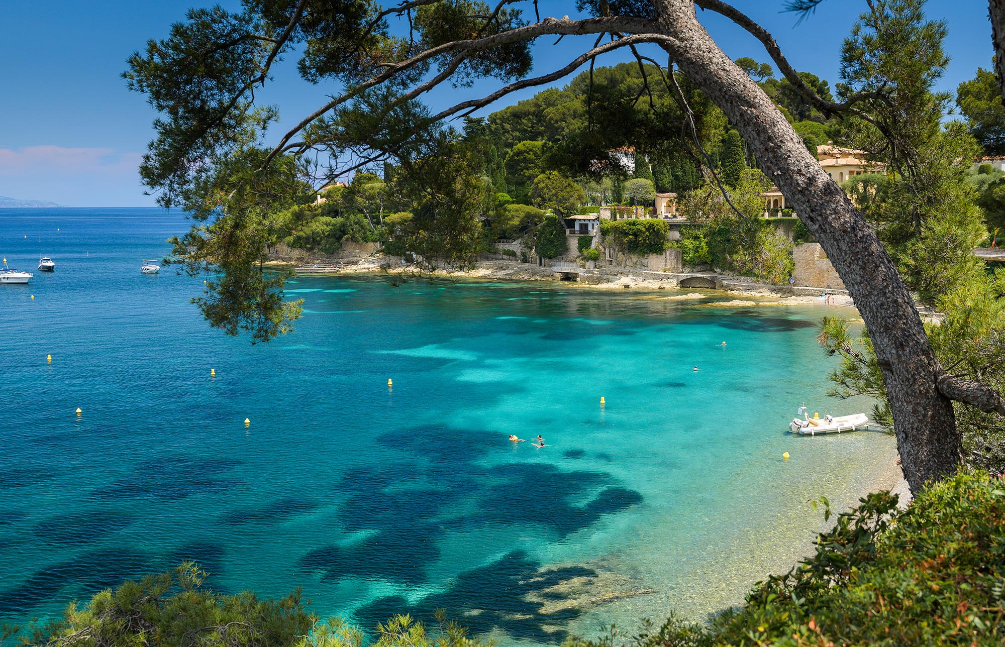The World’s Most Pristine Shores: 10 Countries Where Crystal Waters Meet Impeccable Sand
