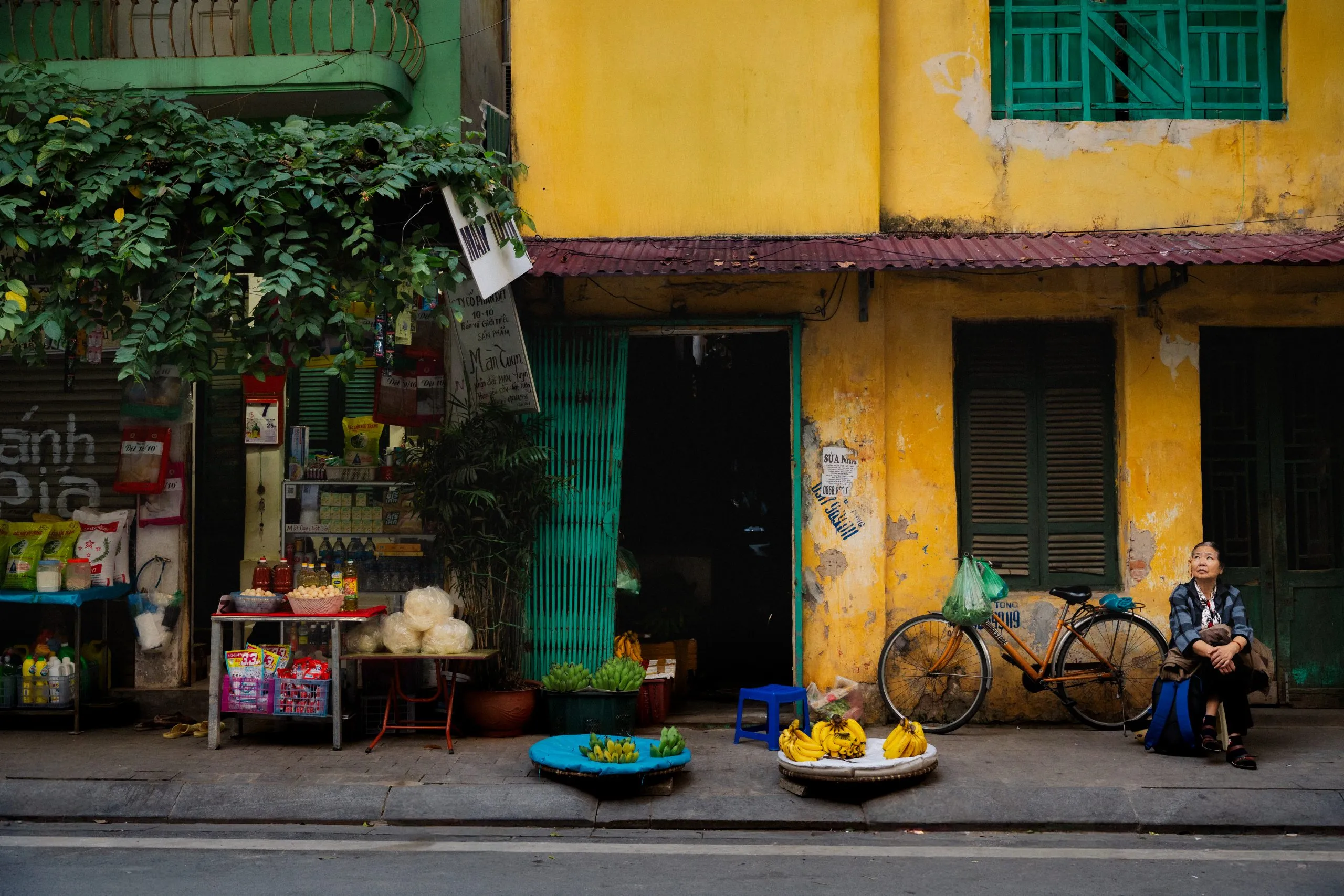 The End Of Perfect Travel Imagery: Why Imperfection, Grain, And Realism Are Trending