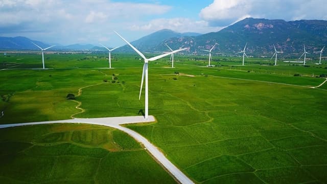 Hà Tĩnh Greenlights $315 Million Wind Portfolio as Vietnam Races to Energy Transition