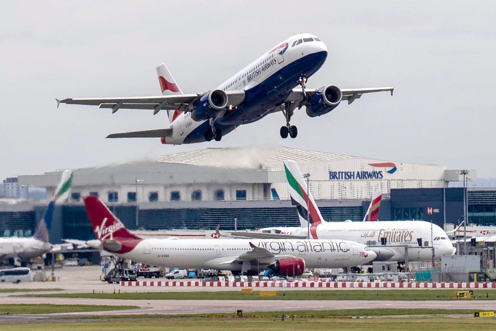 Heathrow Adds Expansion Surcharge to Fares Over Next Two Decades