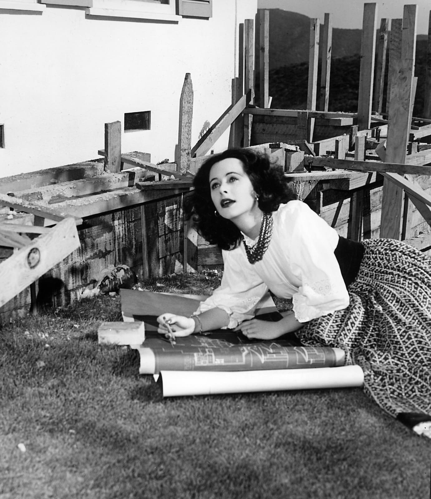 The Domestic World of Hedy Lamarr: How Hollywood's Inventor Found Meaning at Home