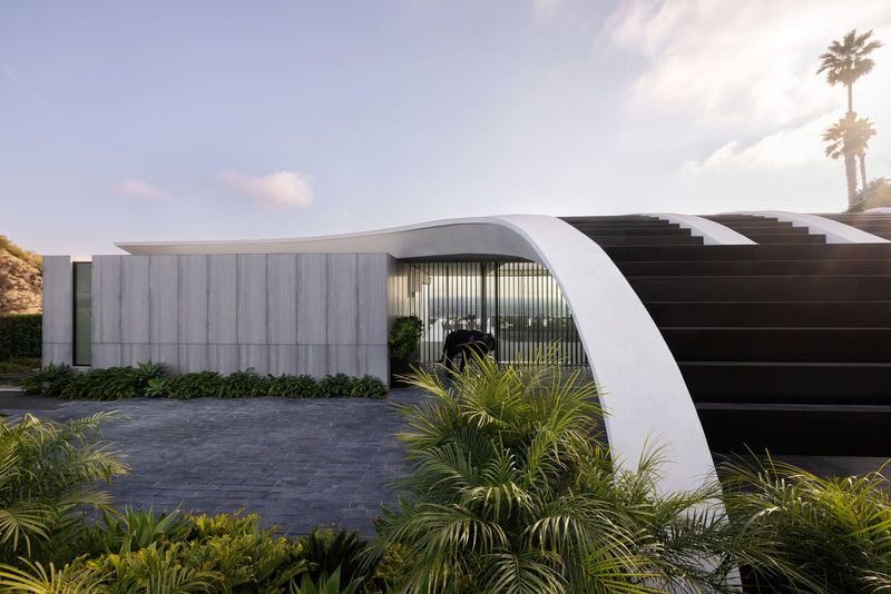 A Hillside House That Speaks the Language of Light and Elevation