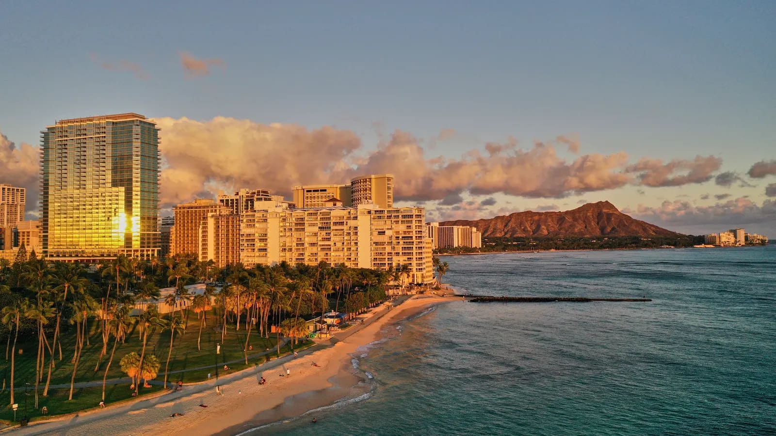 Hilton Reopens Honolulu LXR Property After $100 Million Overhaul