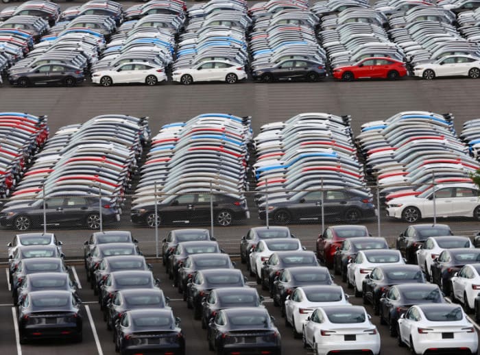 Honda Demands 30% Price Cuts From Suppliers in $9.4 Billion Cost Plan