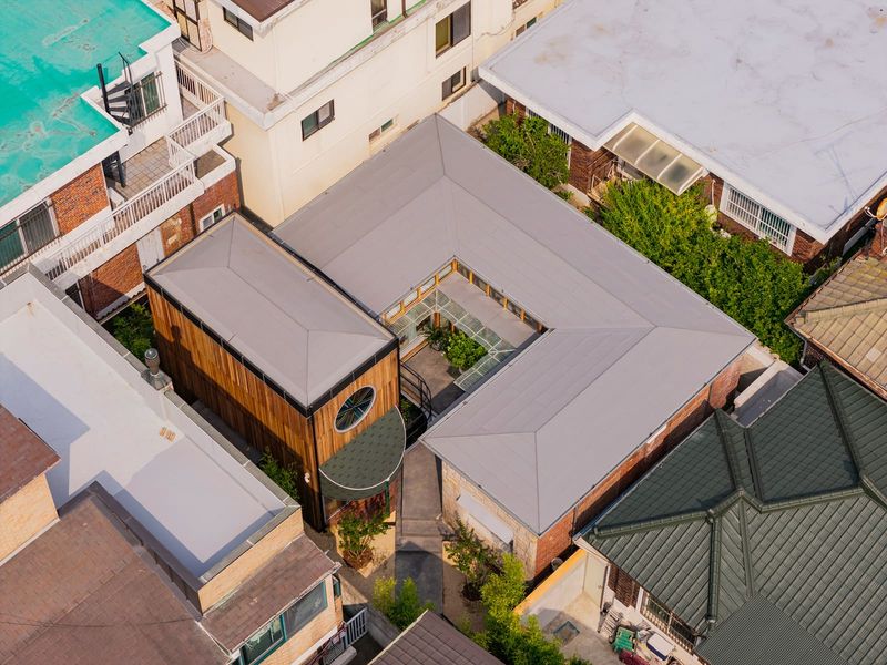 How a 1968 Seoul House Became a Lesson in Vertical Layering