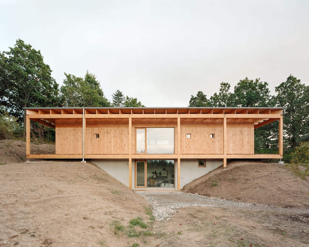 How a Jutland Studio Rethinks Timber Housing Through Silence and Sensation
