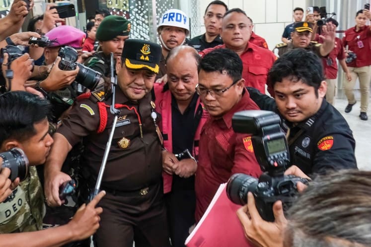 Indonesia's National Nutrition Agency Faces Leadership Crisis Amid Corruption Concerns