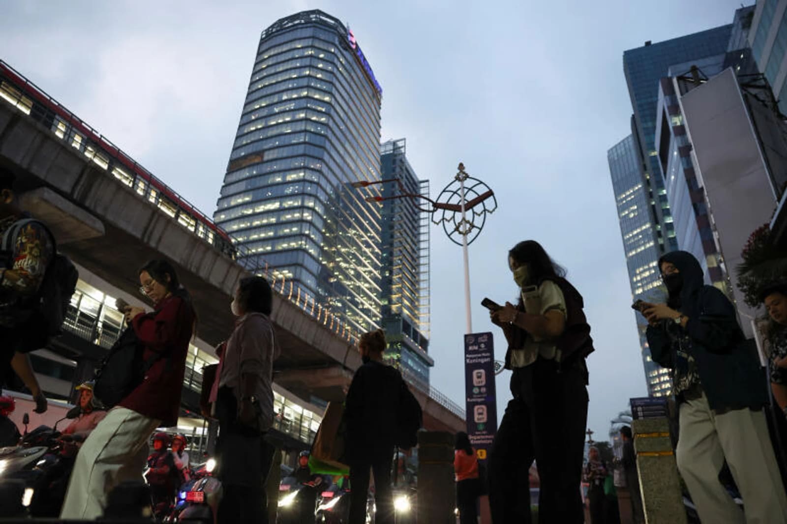 Indonesian Businesses Hit 40% AI Adoption as Integration Gap Widens