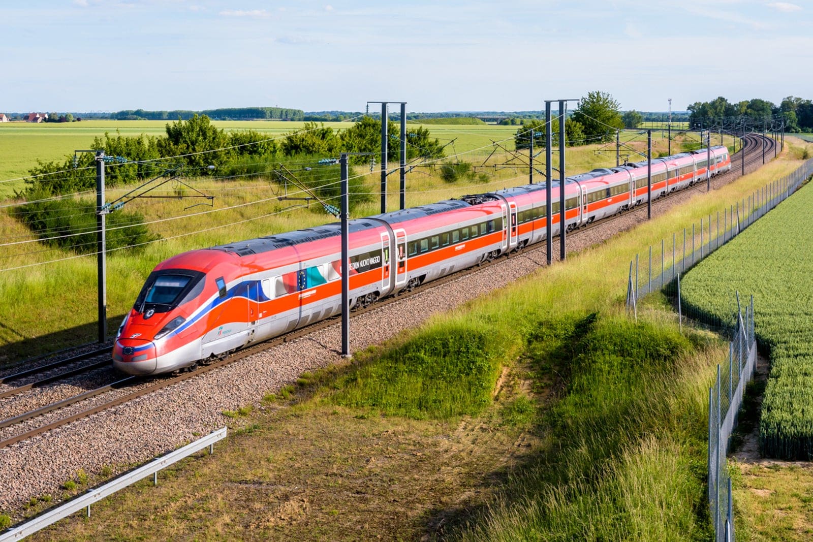 Italy's State Railway Orders Trains to Challenge Eurostar's Cross-Channel Monopoly