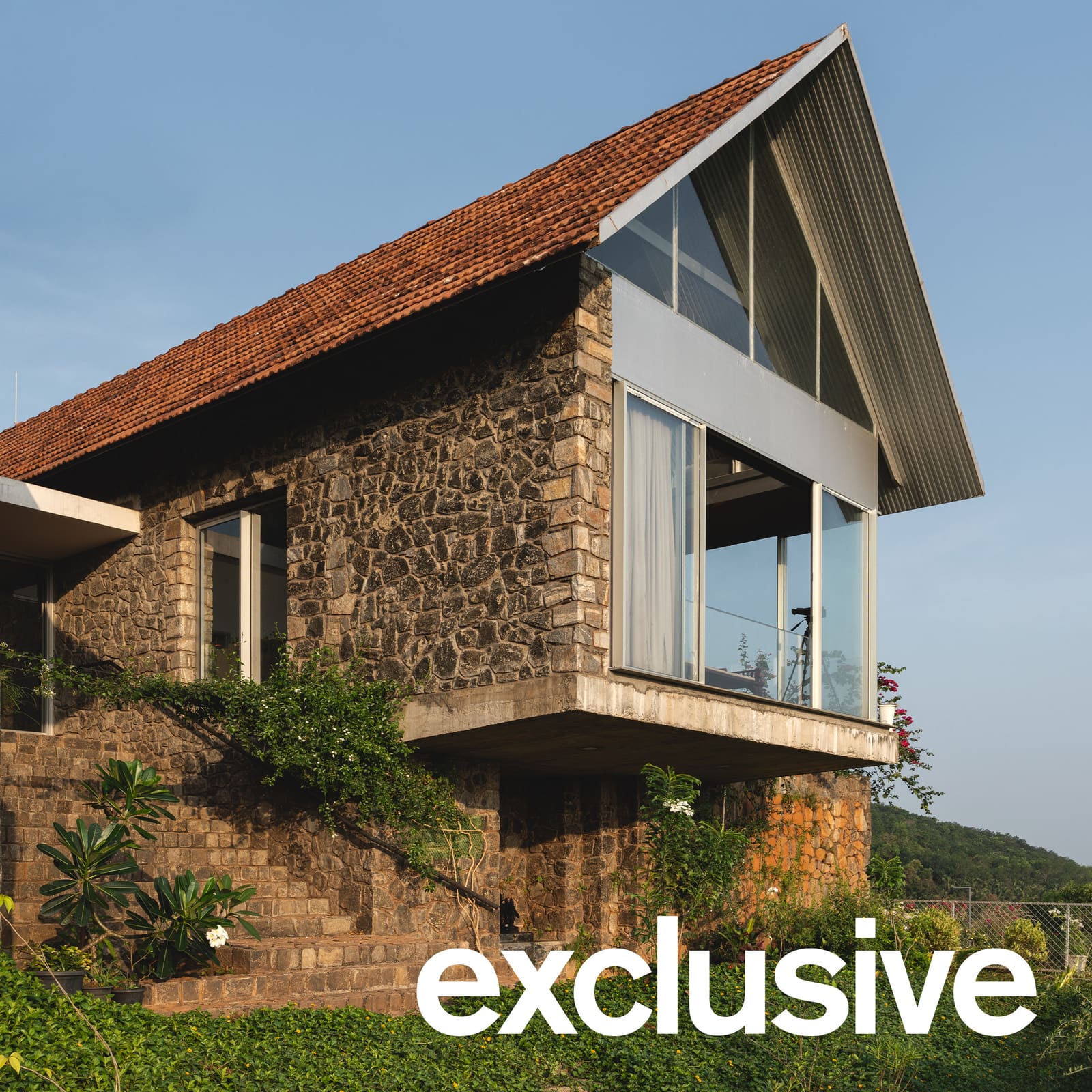 How One Retired Couple Built a House That Feels Like It Grew From the Ground
