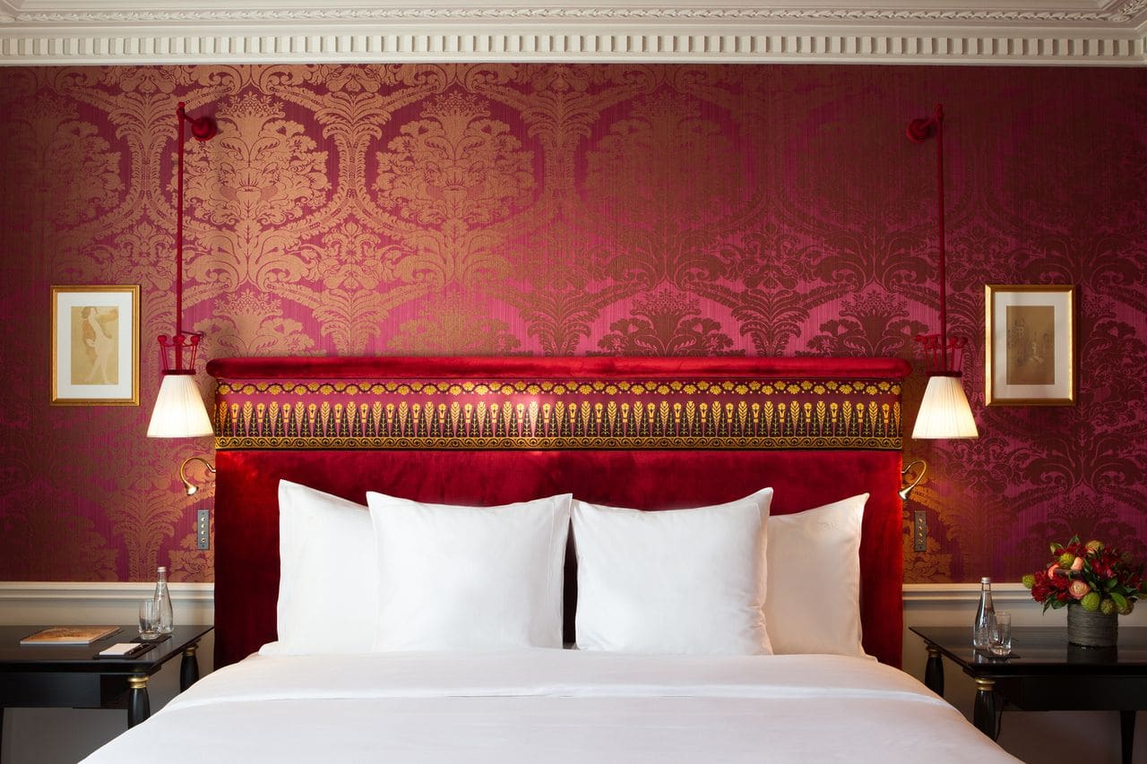 The Parisian Hotel That Perfected the Art of Intimacy