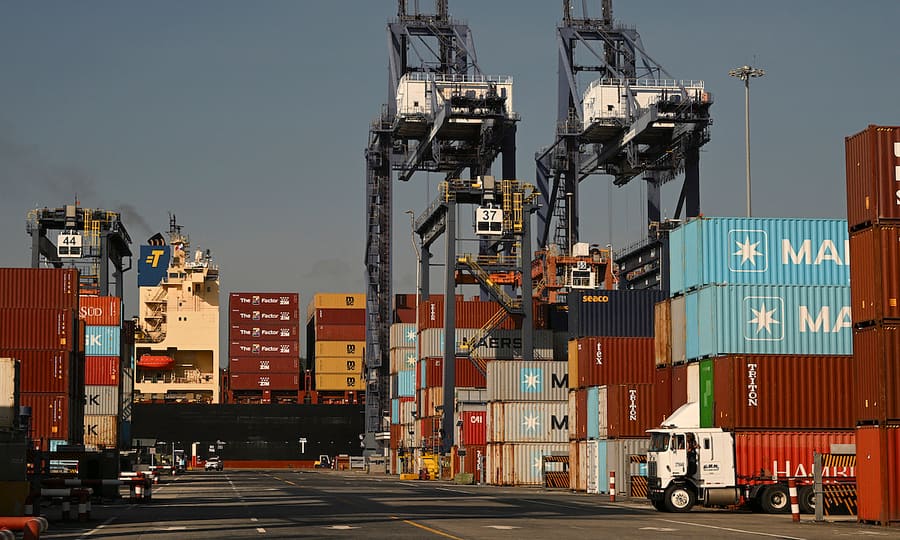 Li Ka-shing's CK Hutchison Demands $1.5 Billion From Panama Over Port Seizure